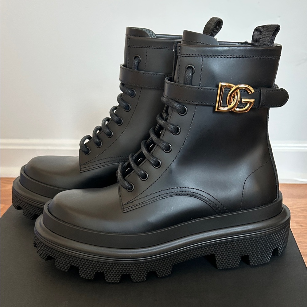 SOLD!!!!! Dolce and Gabbana Black Leather Ankle Boots with Gold DG Logo